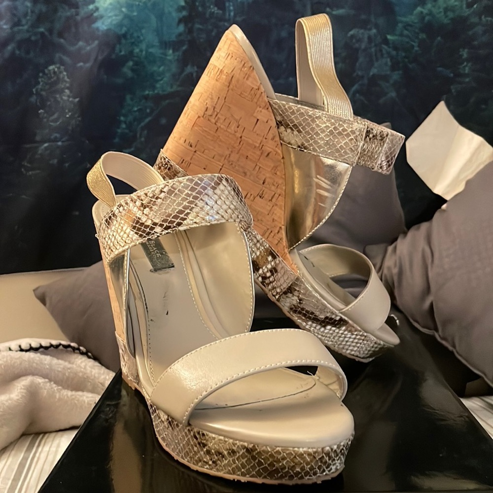 White House Black Market Wedges